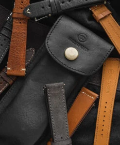 WRISTPORN – Braunes Strukturiertes Kalbslederarmband & Uhrentasche 7 WRISTPORN – Braunes Strukturiertes Kalbslederarmband & Uhrentasche -WATBANDIT Verkäufe Wristporn Watch strap collection 1