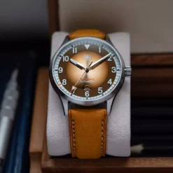 Second Hour – The Sattelberg Mk2 – Copper -WATBANDIT Verkäufe second hour the sattelberg mk2 copper dial 66ded2dde8dae