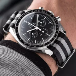 WRISTPORN – Das Bond Nylon Paket | (4 Armbänder) 12 WRISTPORN – Das Bond Nylon Paket | (4 Armbänder) -WATBANDIT Verkäufe wristporn edition premium single piece nylon straps omega speedmaster 669f80ea4e939 2